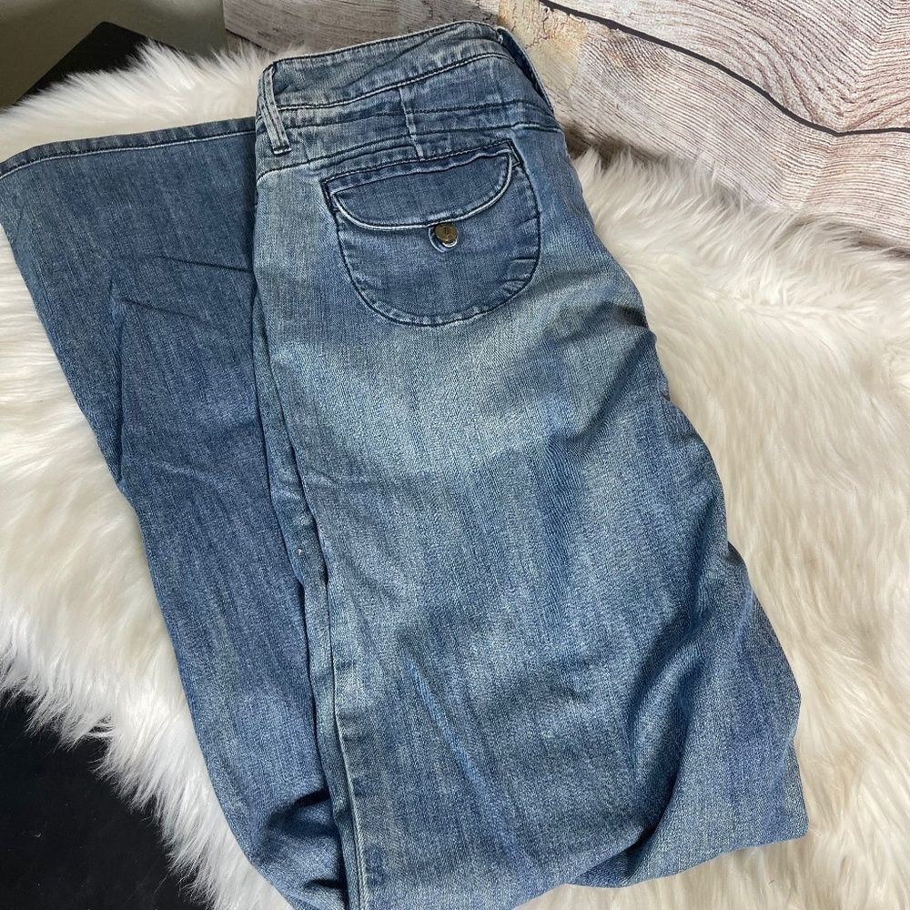 Anthro Level 99 Wide Leg Distressed Jeans Sz 28